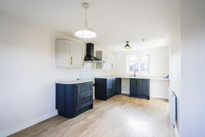 Photo 33- click for photo gallery